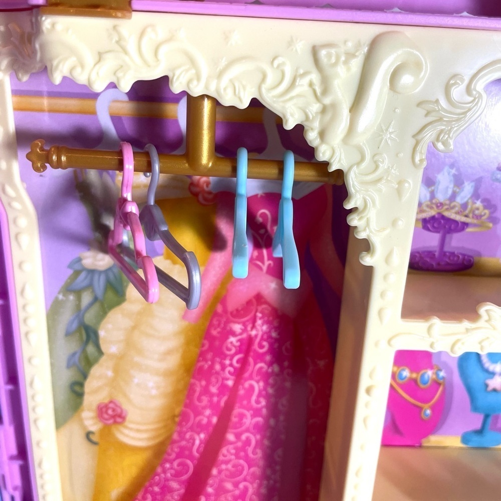 Disney Princess Doll Wardrobe Closet Vanity Playset Castle - Picture 13 of 15